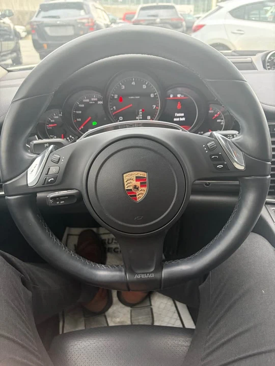 2013 Porsche 970 Panamera - Image 14 of 15