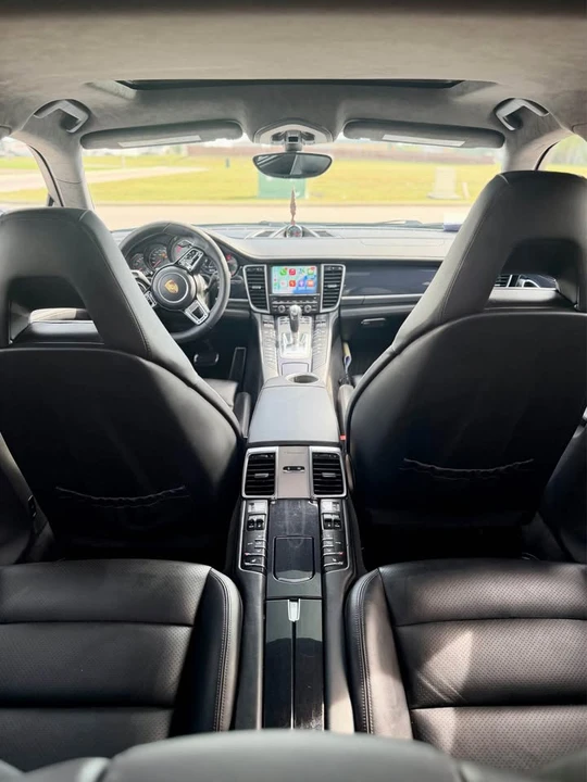 2013 Porsche 970 Panamera - Image 16 of 17