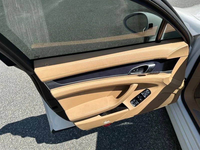 2013 Porsche 970 Panamera - Image 13 of 16