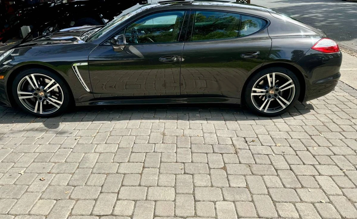 2013 Porsche 970 Panamera - Image 2 of 4