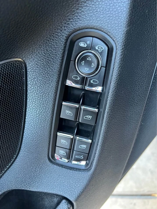 2013 Porsche 970 Panamera - Image 17 of 20