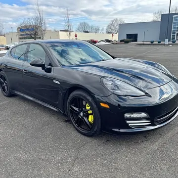 2013 Porsche Panamera Platinum Edition Sedan 4D