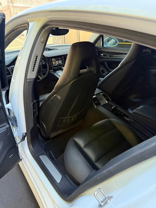 2013 Porsche 970 Panamera - Image 14 of 16