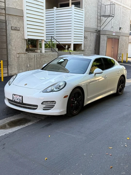 2013 Porsche 970 Panamera - Image 4 of 16