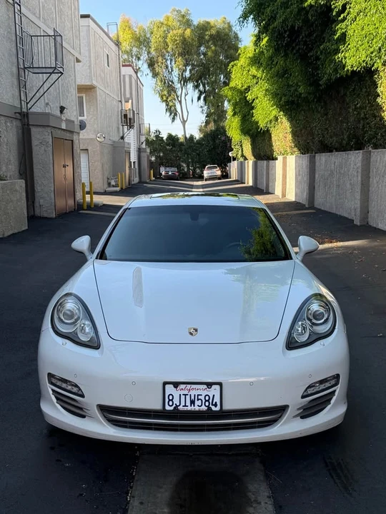 2013 Porsche 970 Panamera - Image 2 of 16