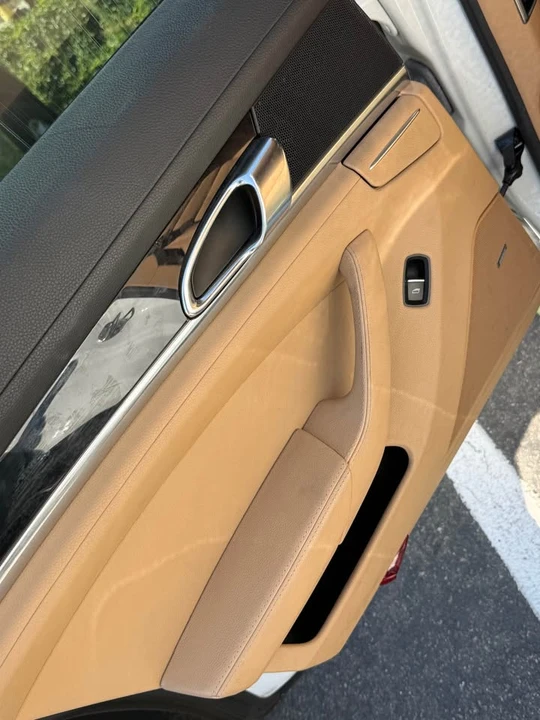 2013 Porsche 970 Panamera - Image 16 of 17