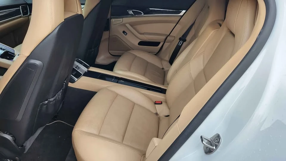 2013 Porsche Panamera - Image 15 of 19