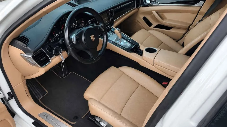 2013 Porsche Panamera - Image 11 of 19