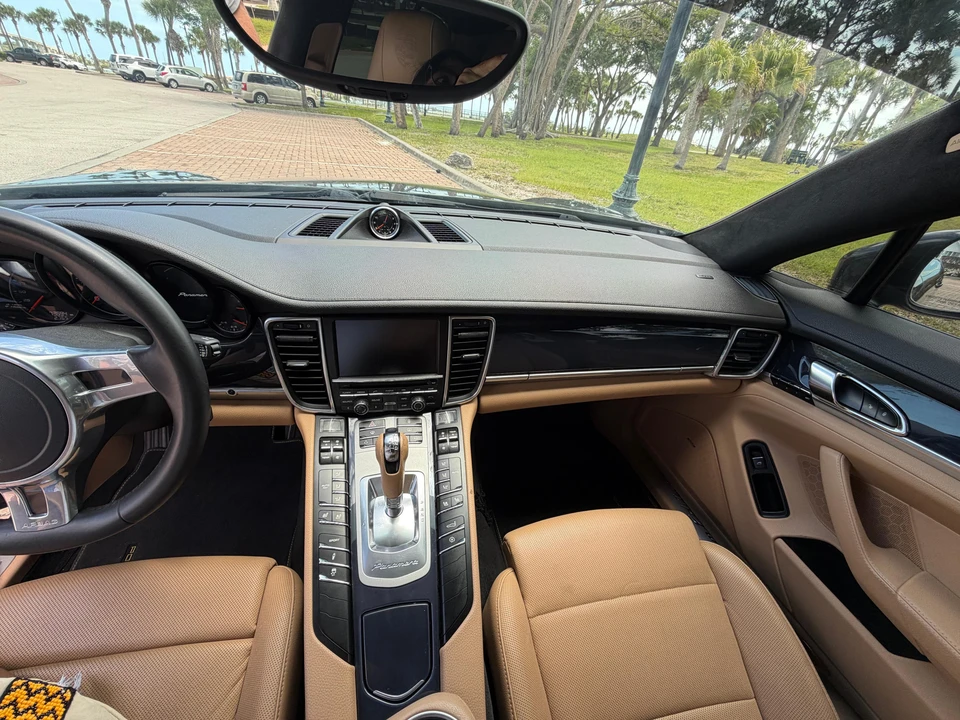 2013 Porsche 970 Panamera - Image 21 of 31