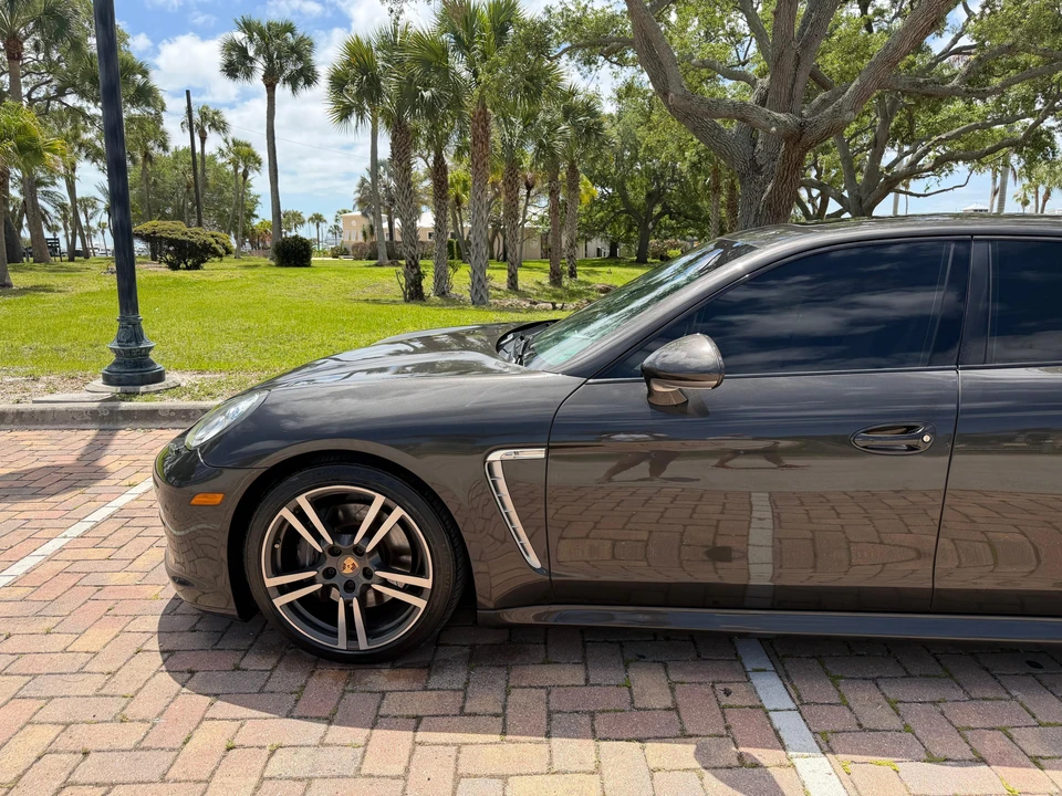 2013 Porsche 970 Panamera - Image 9 of 31
