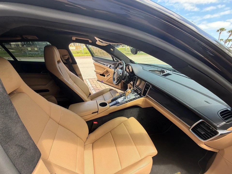 2013 Porsche 970 Panamera - Image 22 of 31