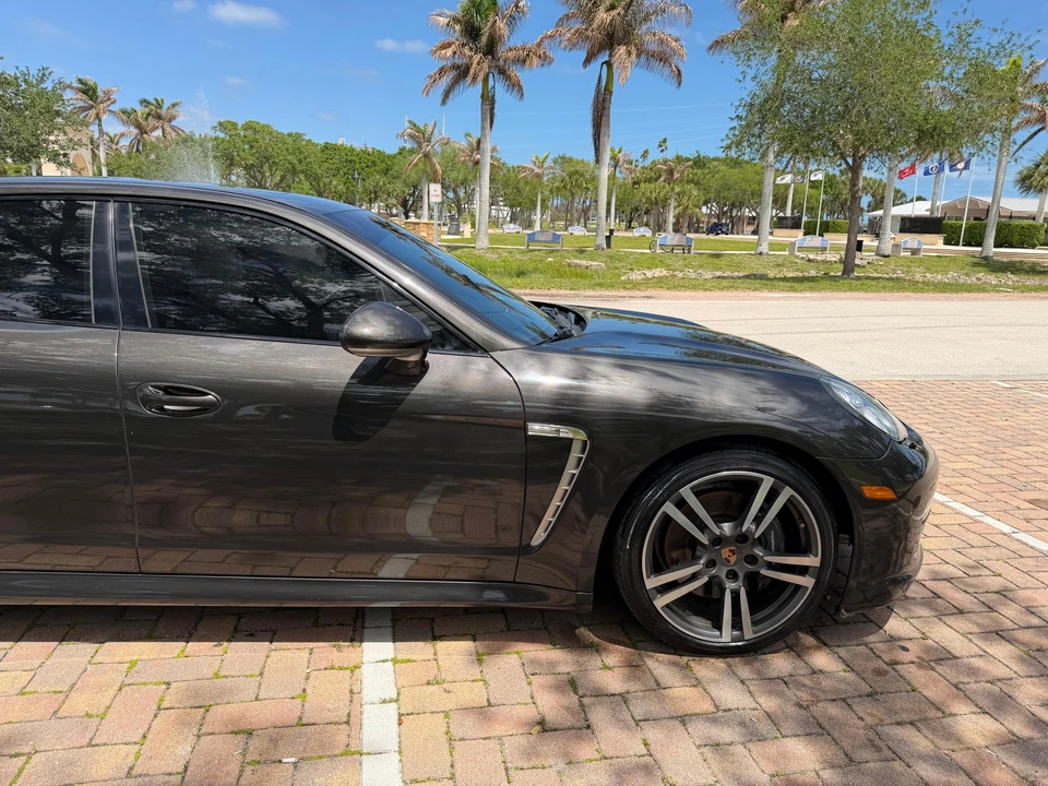 2013 Porsche 970 Panamera - Image 12 of 31