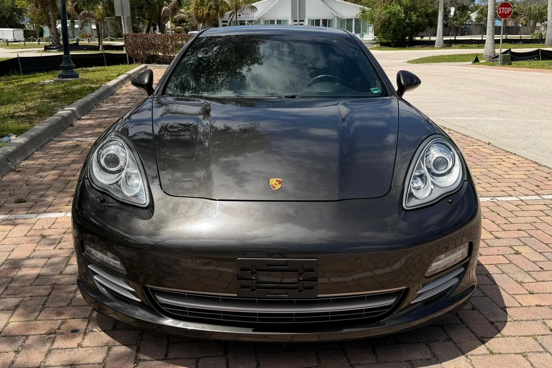 2013 Porsche 970 Panamera - Image 2 of 31