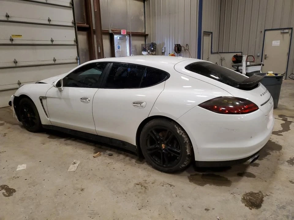 2013 Porsche 970 Panamera - Image 2 of 10