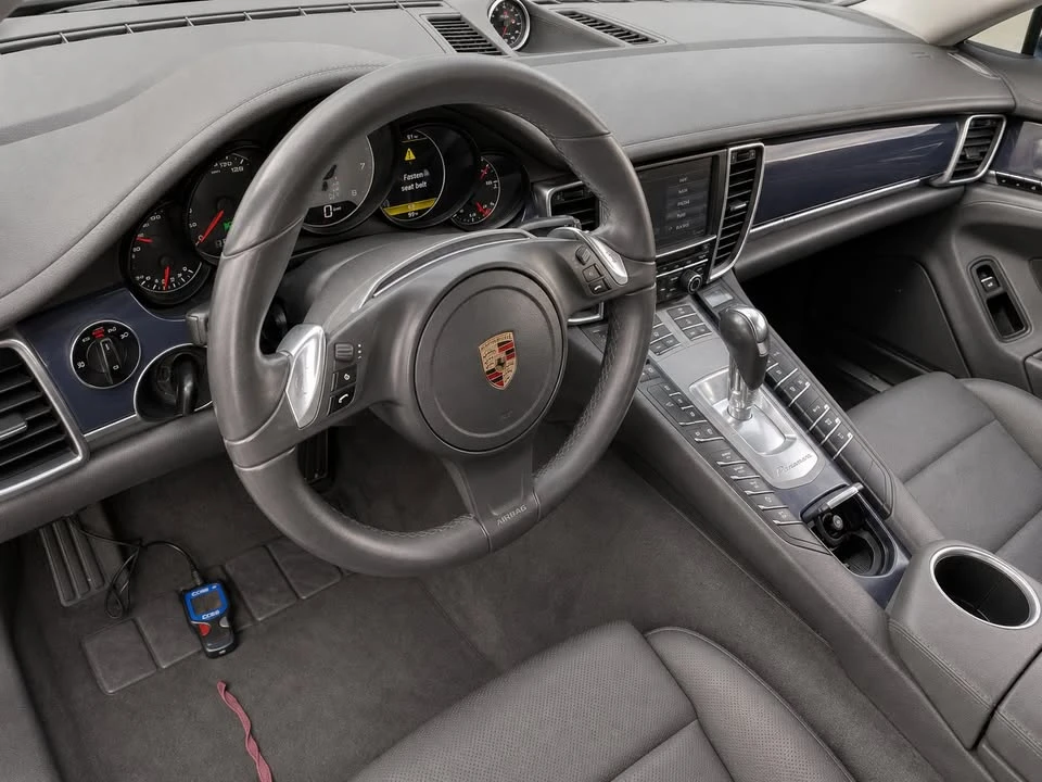 2013 Porsche 970 Panamera S - Image 11 of 15