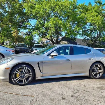 2013 Porsche Panamera S Hybrid 4dr Sedan