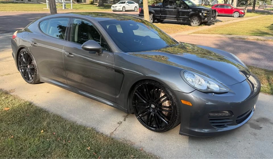 2013 Porsche 970 Panamera S - Image 2 of 7