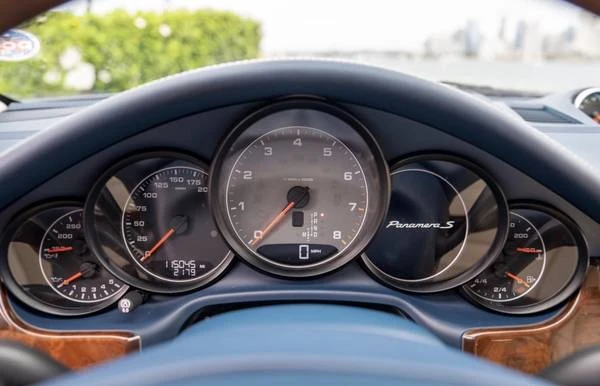 2013 Porsche 970 Panamera S - Image 9 of 12