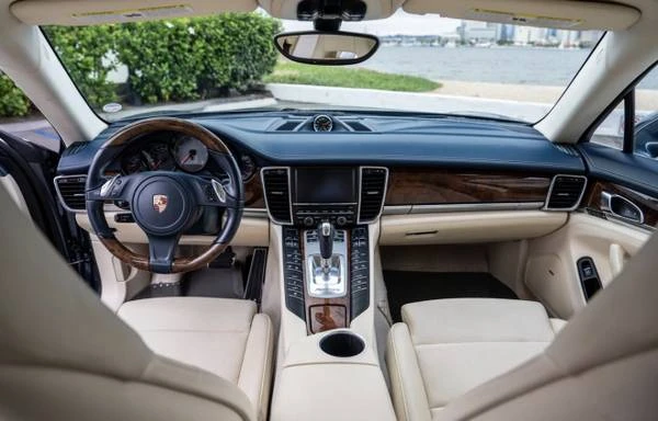 2013 Porsche 970 Panamera S - Image 6 of 12
