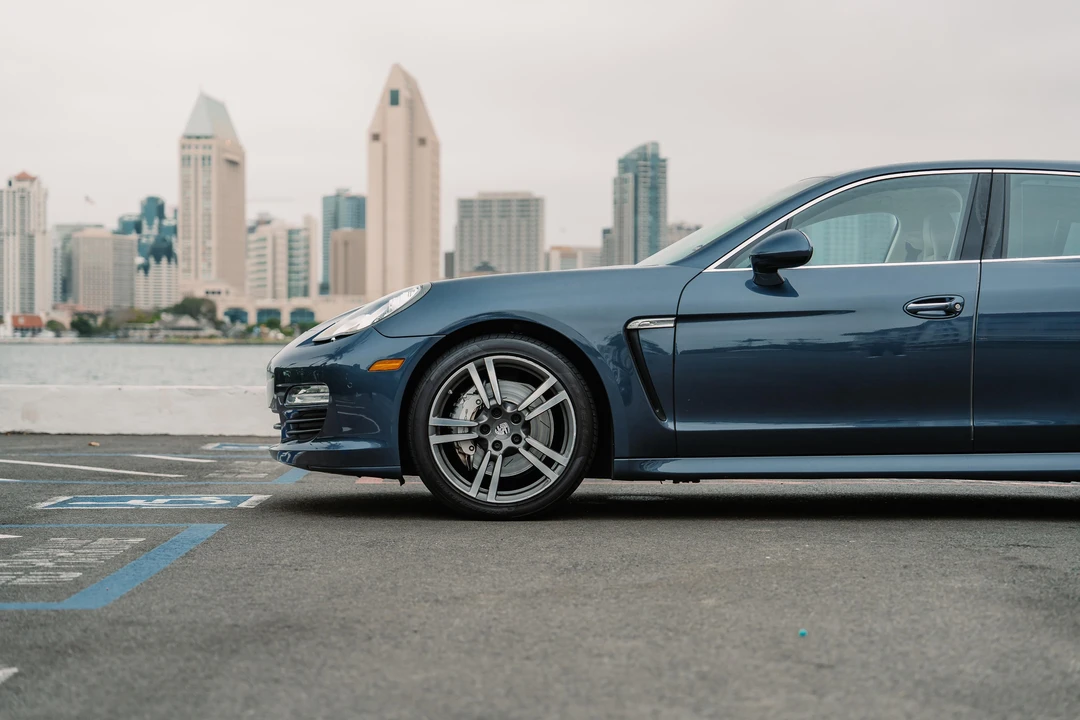 2013 Porsche 970 Panamera S - Image 27 of 31