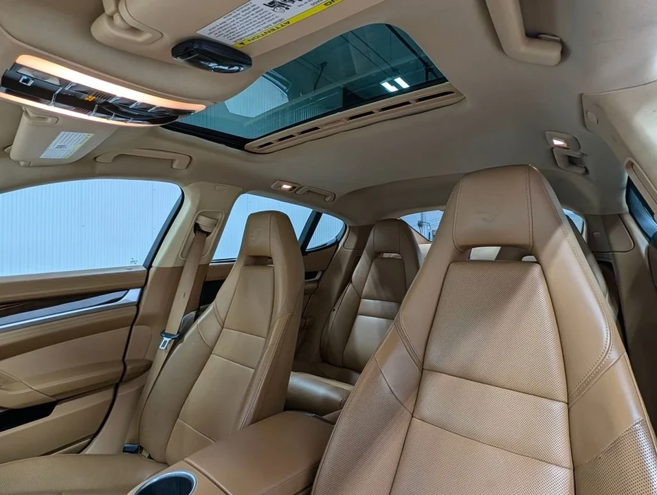 2013 Porsche 970 Panamera S - Image 4 of 10