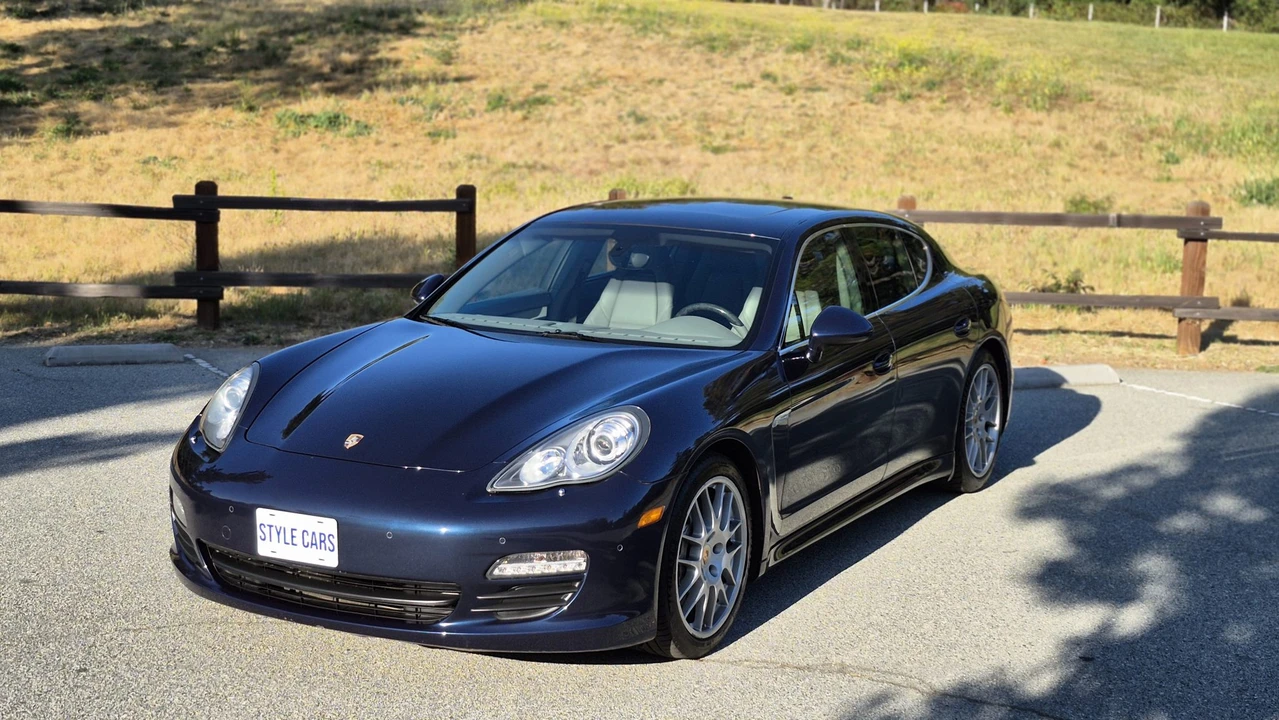 2013 Porsche 970 Panamera S - Image 10 of 31