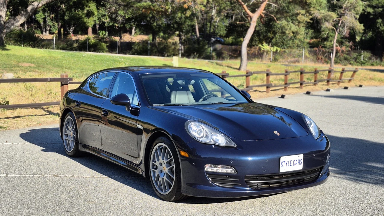 2013 Porsche 970 Panamera S - Image 18 of 31