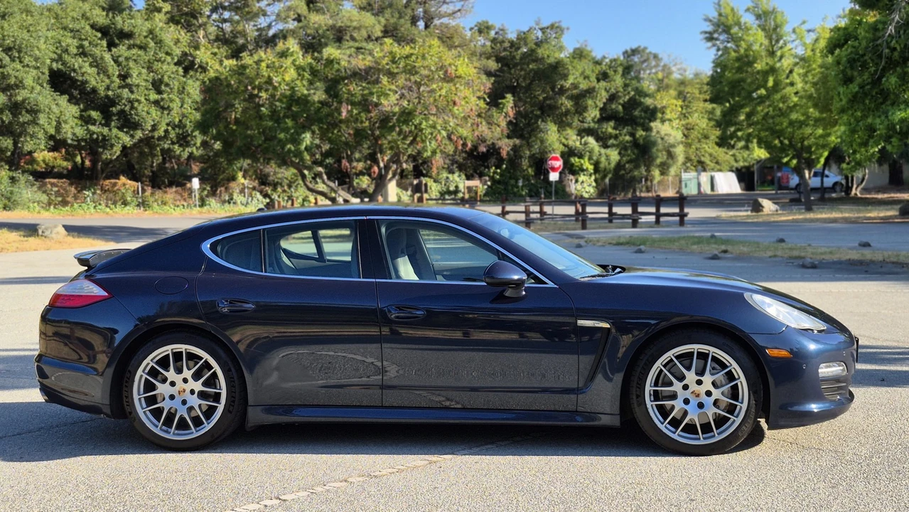 2013 Porsche 970 Panamera S - Image 26 of 31