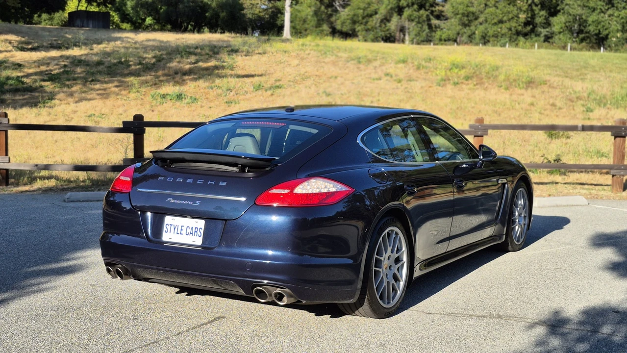 2013 Porsche 970 Panamera S - Image 30 of 31