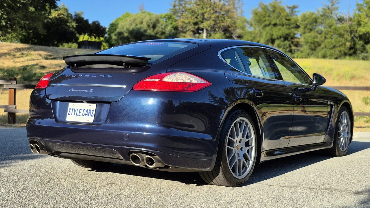2013 Porsche 970 Panamera S - Image 28 of 31