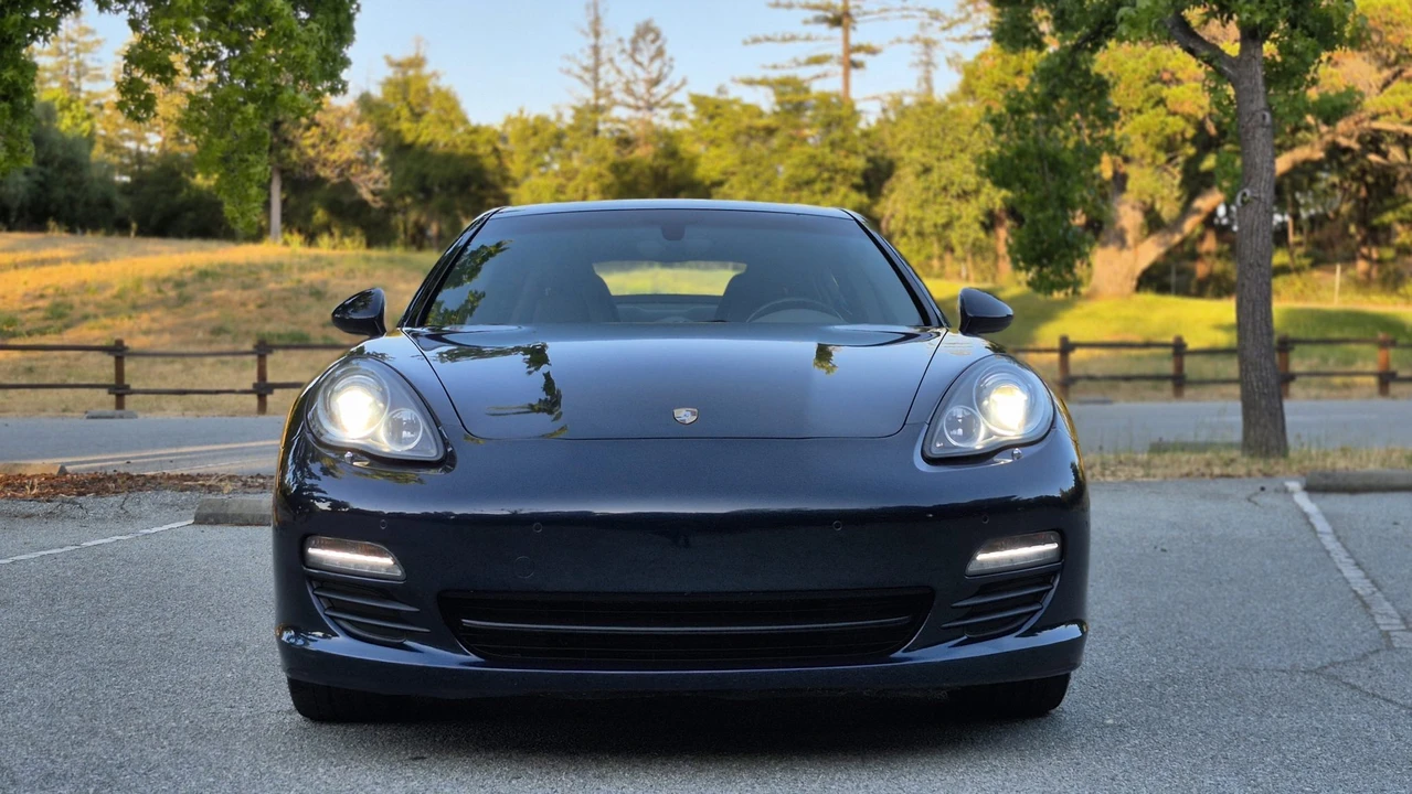 2013 Porsche 970 Panamera S - Image 15 of 31