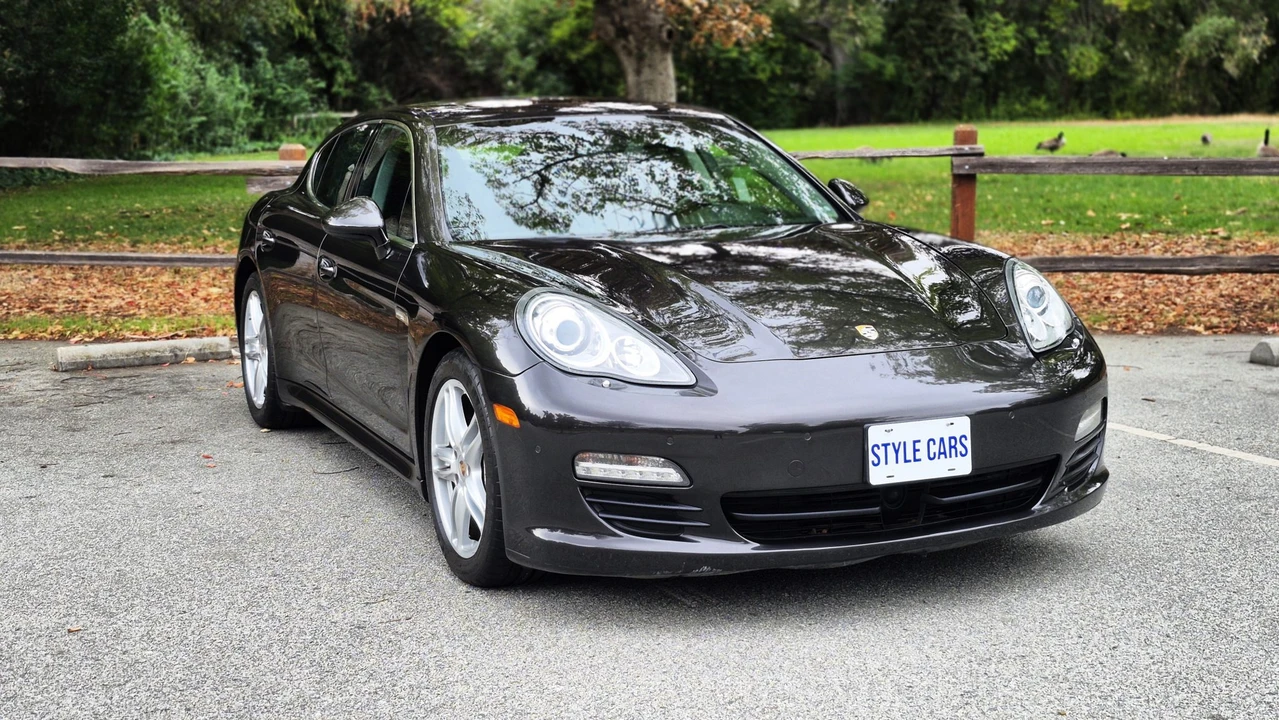 2013 Porsche 970 Panamera S - Image 29 of 31