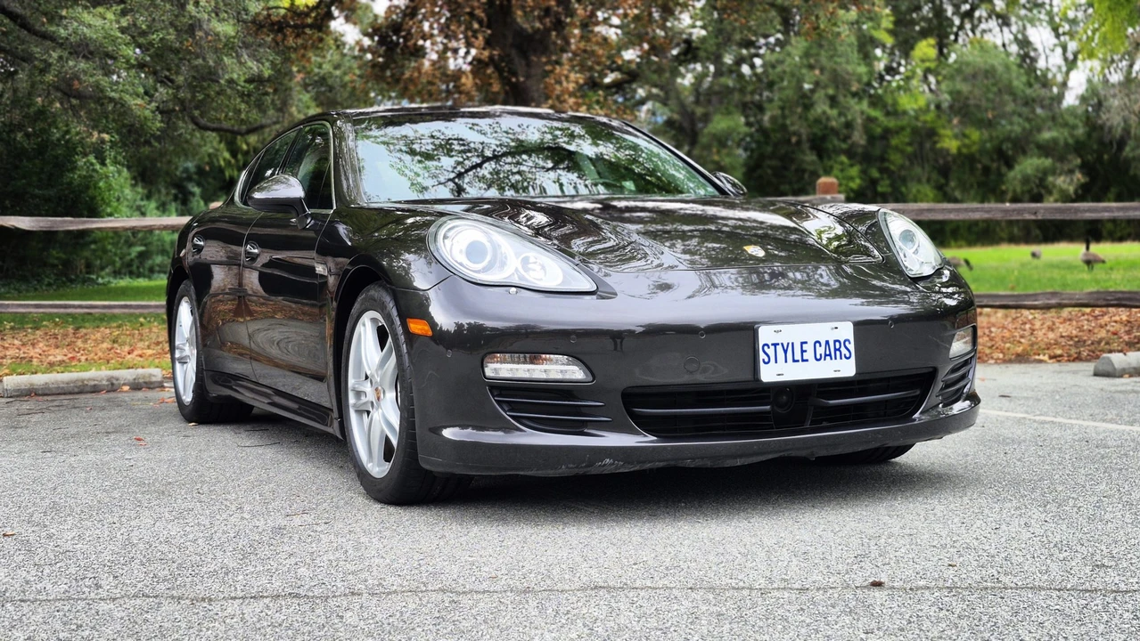 2013 Porsche 970 Panamera S - Image 28 of 31