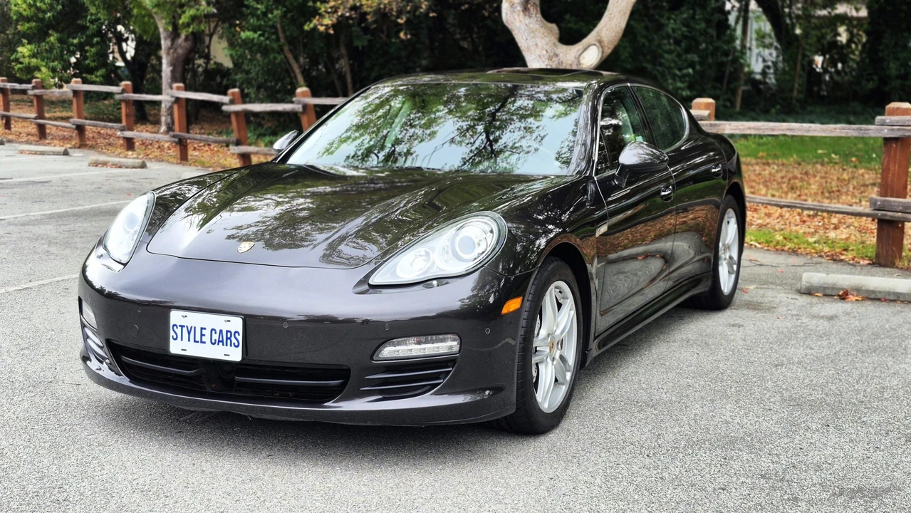 2013 Porsche 970 Panamera S - Image 4 of 31