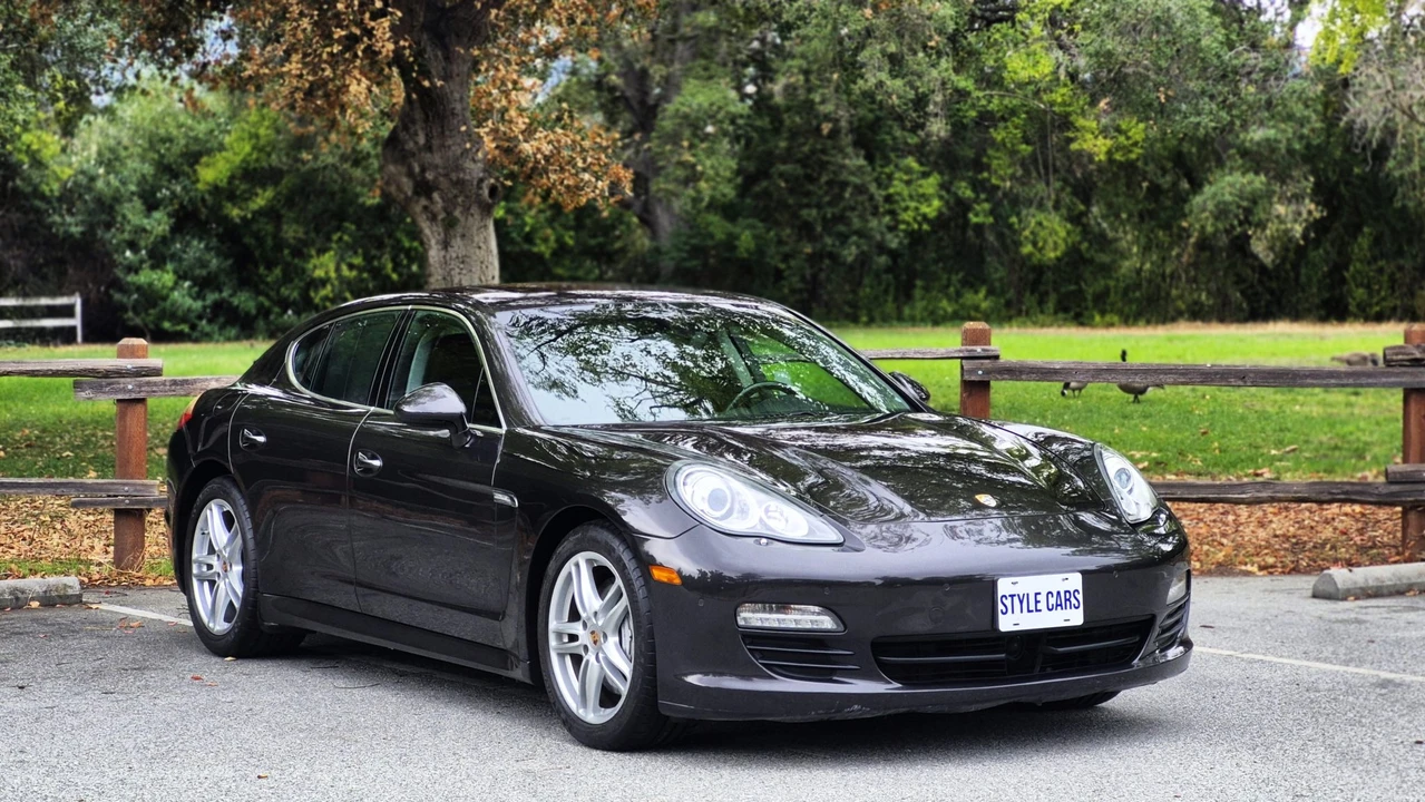 2013 Porsche 970 Panamera S - Image 23 of 31