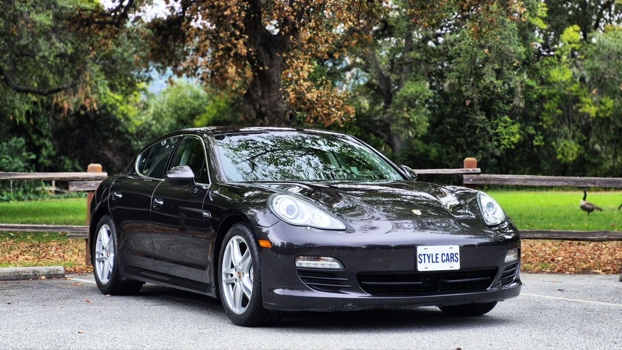 2013 Porsche 970 Panamera S - Image 24 of 31