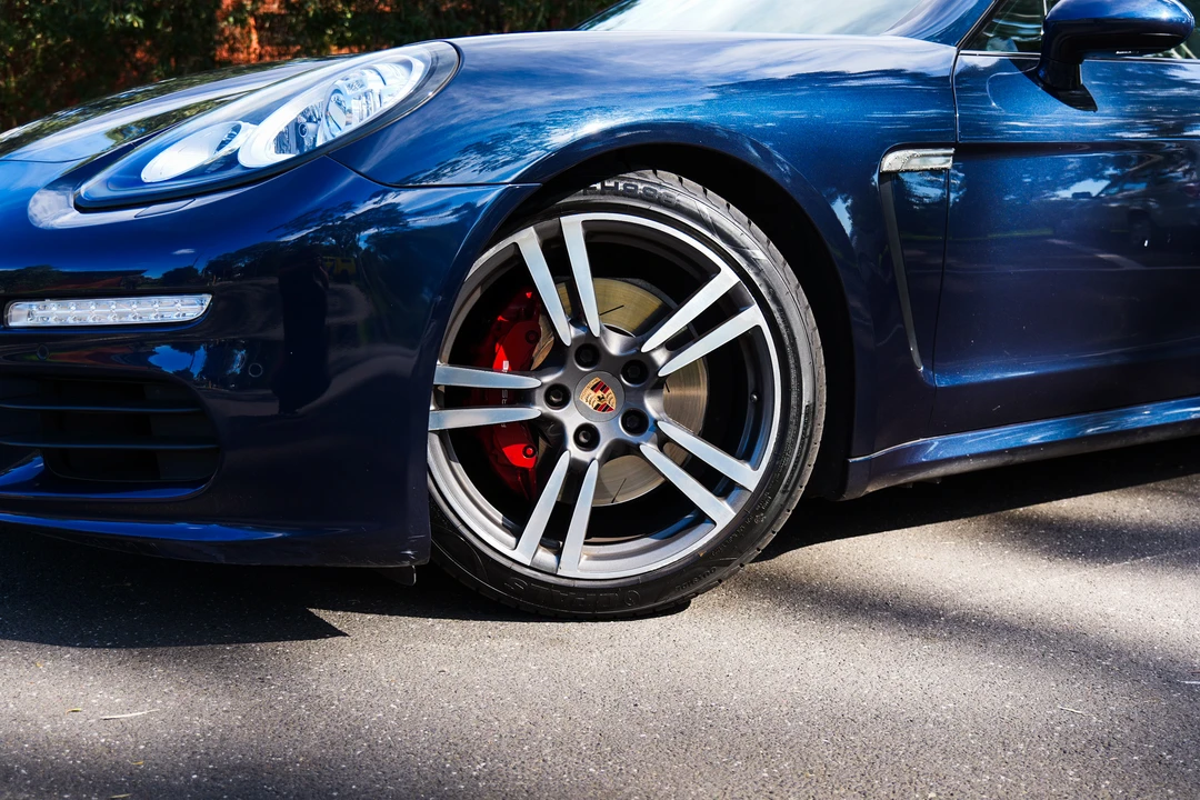 2013 Porsche 970 Panamera S - Image 13 of 31