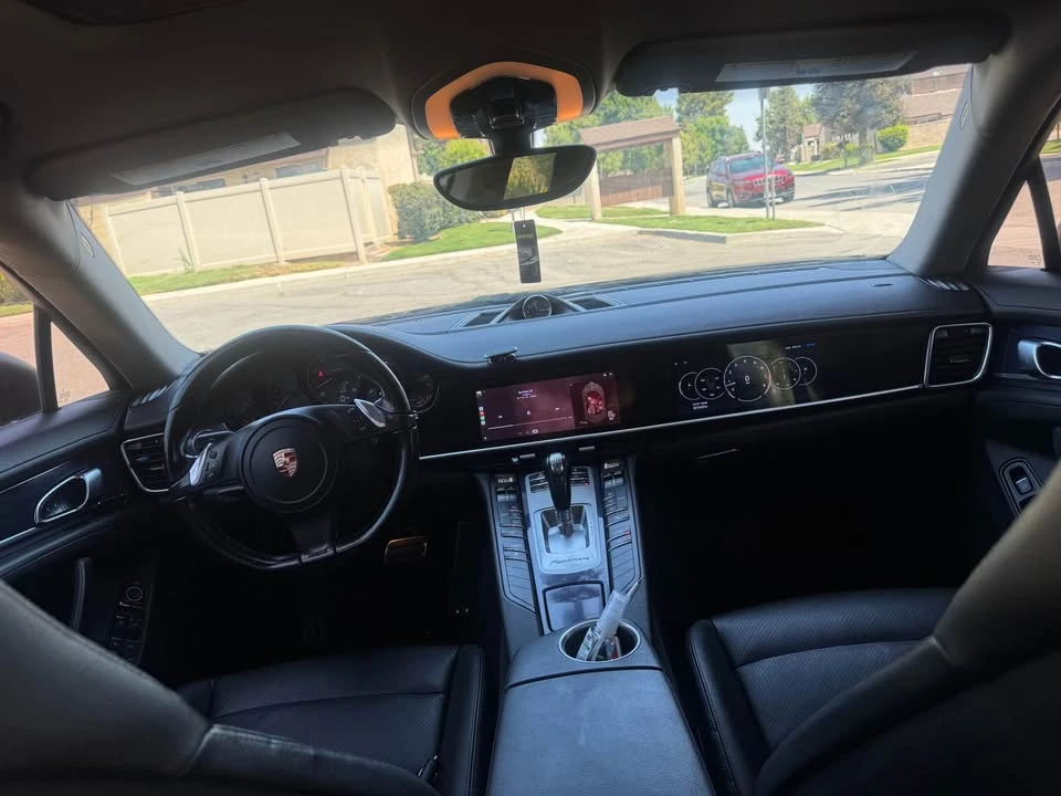 2013 Porsche Panamera - Image 2 of 5