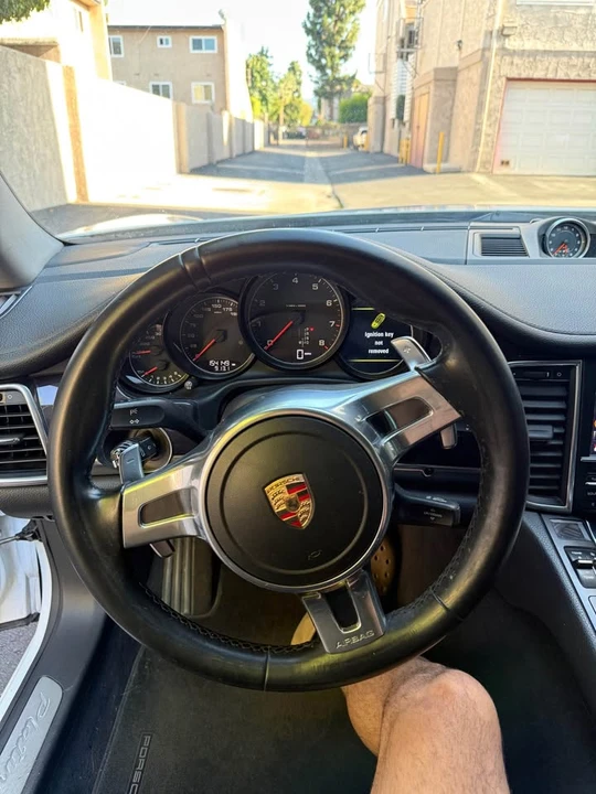 2013 Porsche 970 Panamera - Image 10 of 15