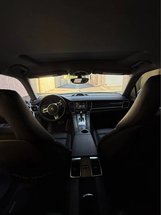 2013 Porsche 970 Panamera - Image 14 of 15