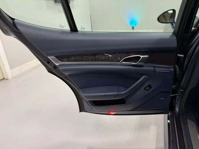 2013 Porsche 970 Panamera - Image 13 of 21