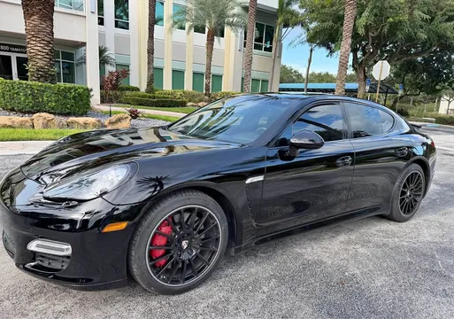 2013 Porsche Panamera Turbo Executive Sedan 4D