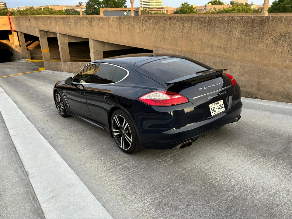 2013 Porsche 970 Panamera Turbo - Image 18 of 31