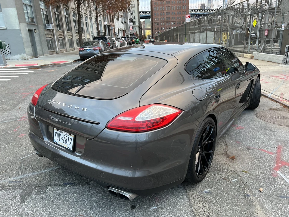 2013 Porsche 970 Panamera Turbo - Image 16 of 31