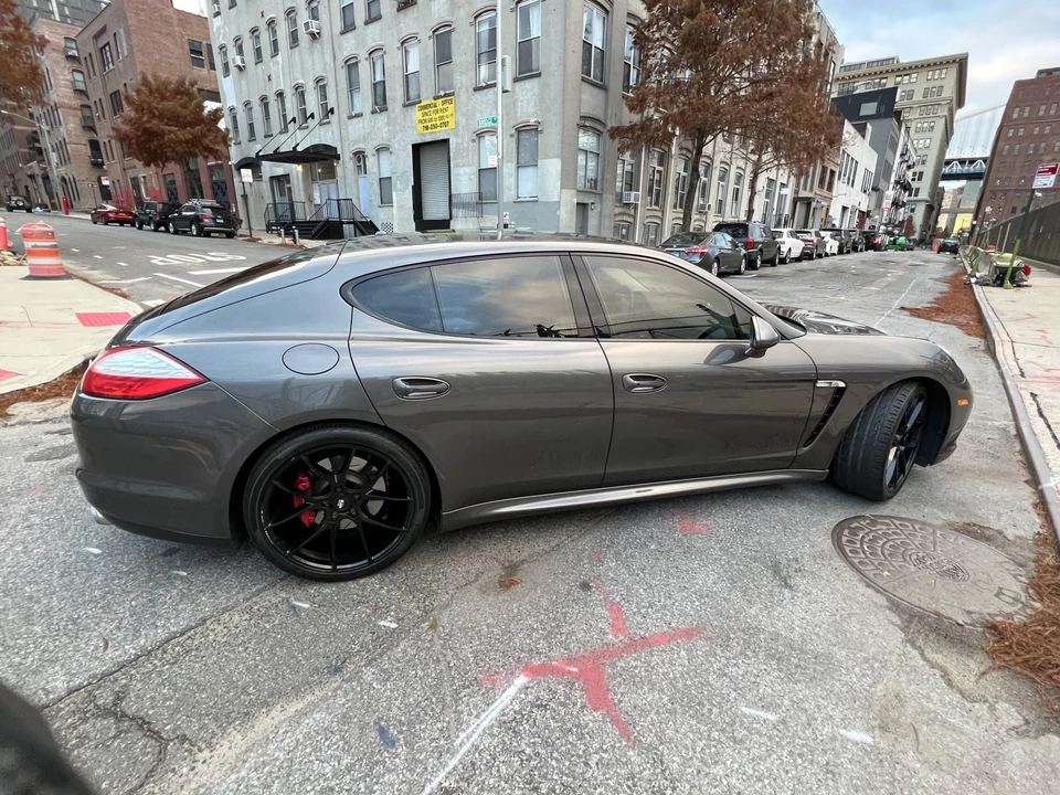2013 Porsche 970 Panamera Turbo - Image 18 of 31