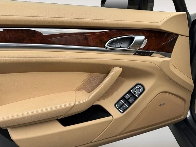 2013 Porsche 970 Panamera - Image 7 of 16
