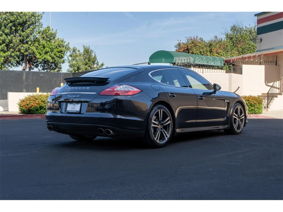 2013 Porsche 970 Panamera - Image 5 of 25
