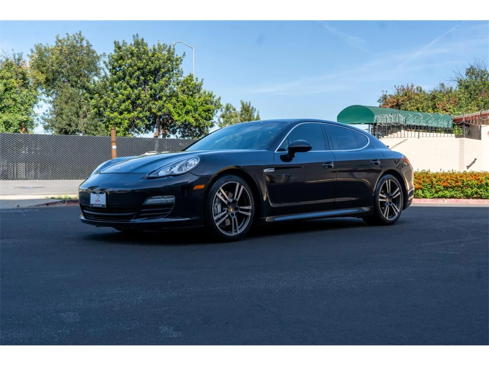 2013 Porsche 970 Panamera - Image 3 of 25