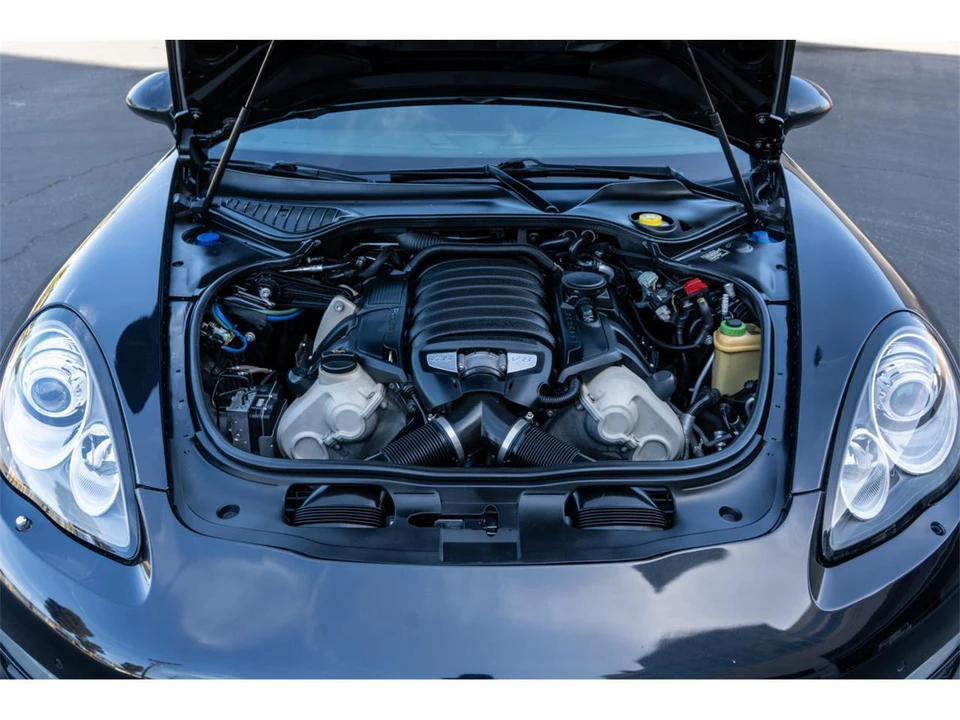 2013 Porsche 970 Panamera - Image 11 of 25