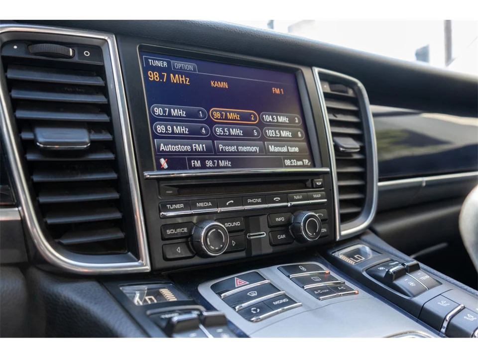 2013 Porsche 970 Panamera - Image 23 of 25